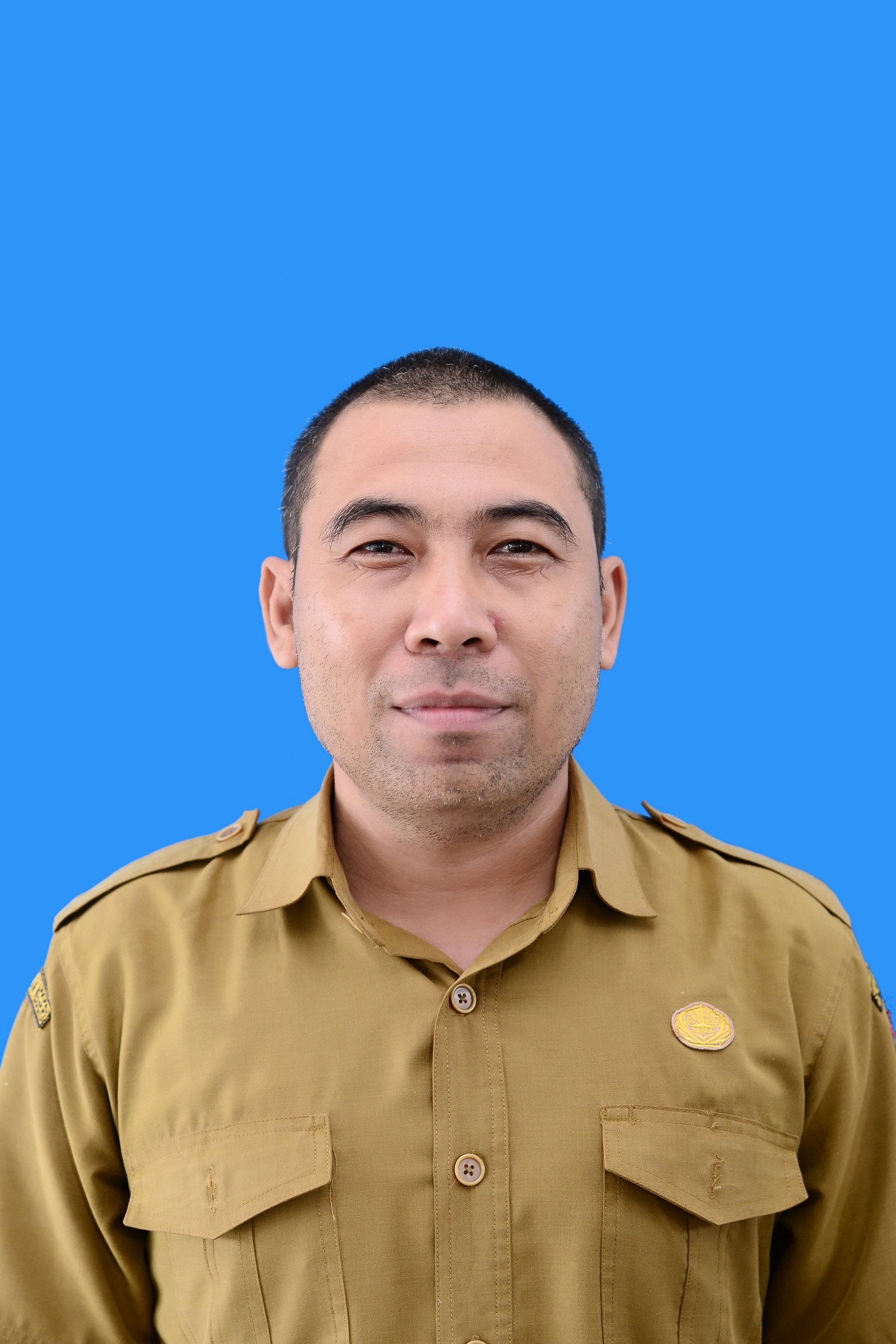 RETNO RIKARDO, S.Pd